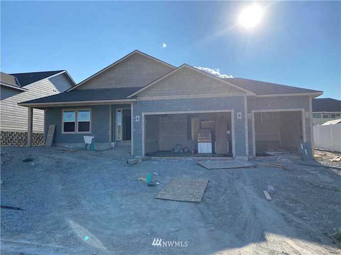 435 Sunny Brooke Lane Chelan, WA 98816