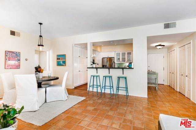 8180 Manitoba Street #124 Playa Del Rey, CA 90293