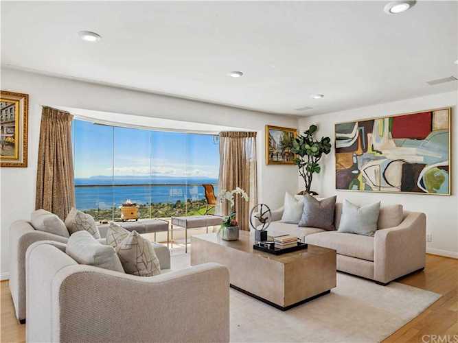 2825 Zell Drive Laguna Beach, CA 92651