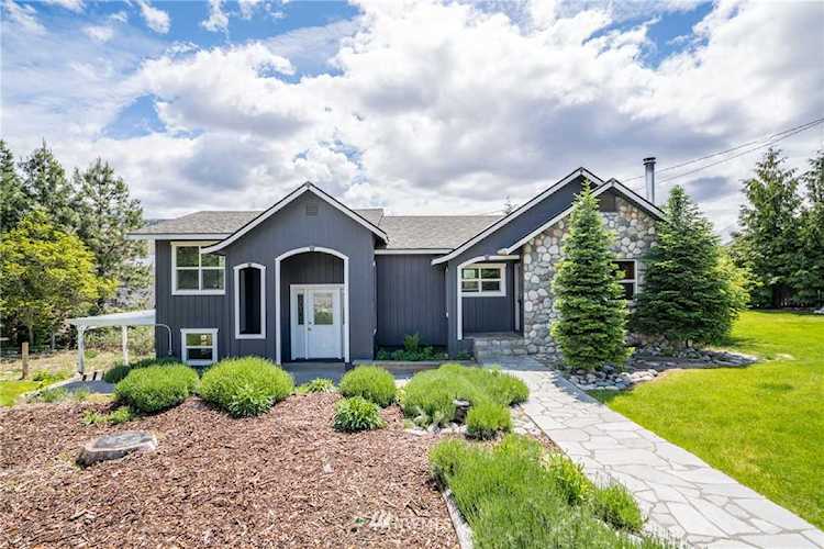 2433 Entiat Wy Entiat, WA 98822