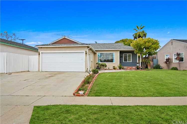 4713 Hayter Avenue Lakewood, CA 90712