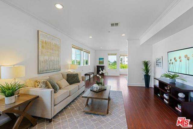 11801 Avon Way #5 Los Angeles, CA 90066