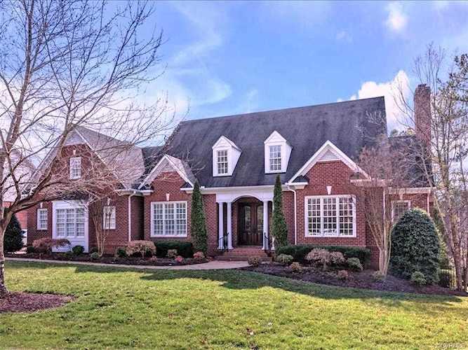 16207 Maple Hall Dr Midlothian, VA 23113