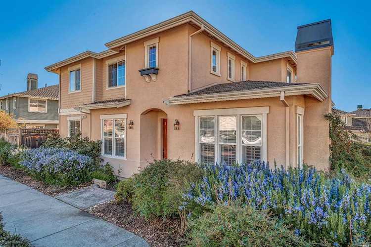 49 Ranch Drive Novato, CA 94945