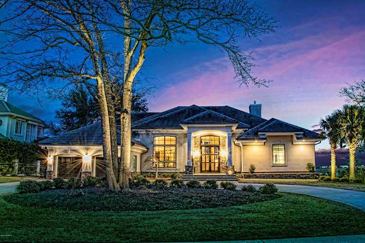 2328 Ocean Point Drive Wilmington, NC 28405