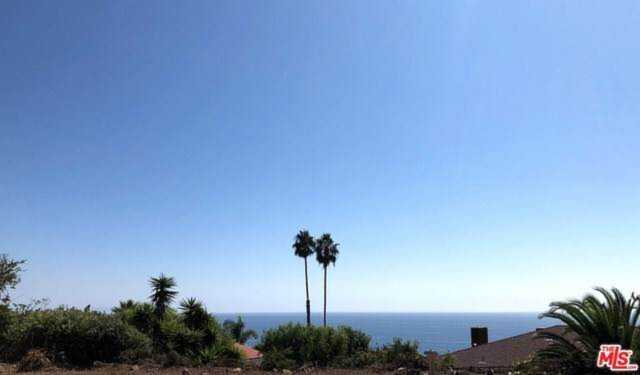 20494 Royal Stone Drive Malibu, CA 90265