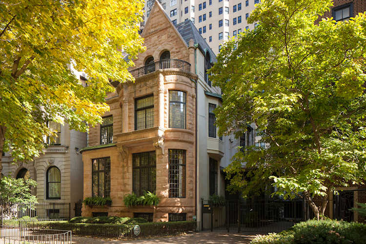 1421 N Astor St Chicago, IL 60610