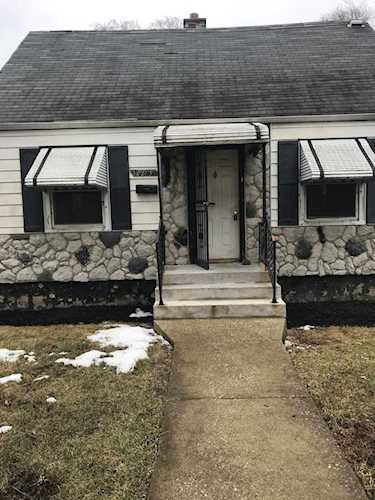 Address Withheld Chicago, IL 60643