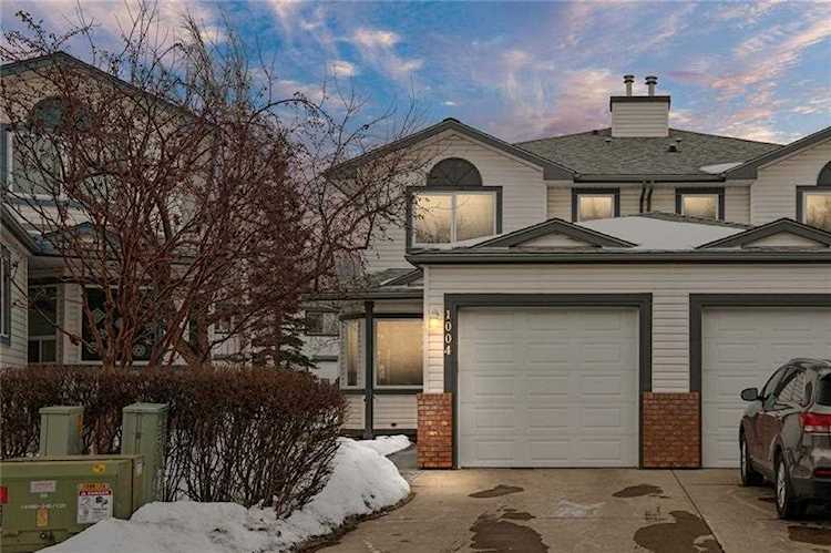 1004 Citadel Heights NW Calgary, AB T3G 4A1