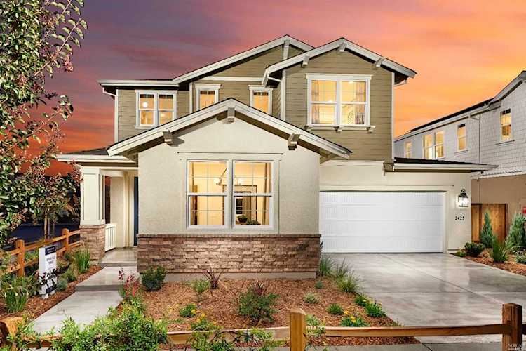 2527 Estery Lane Santa Rosa, CA 95403