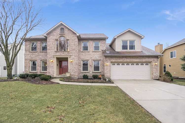 2116 High Meadow Rd Naperville, IL 60564