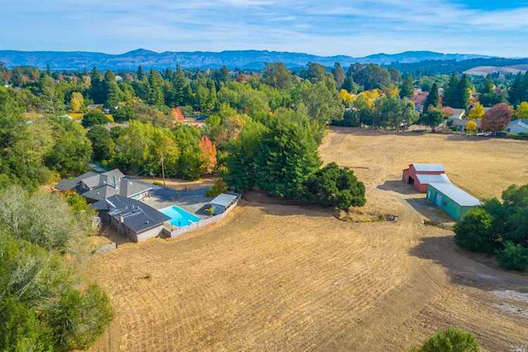 1195 Partrick Road Napa, CA 94558