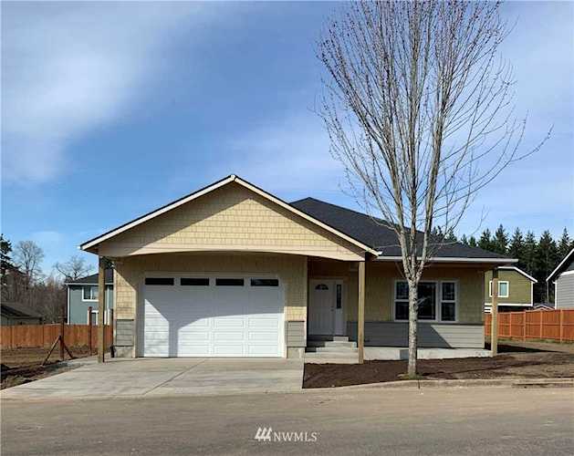217 Fenway Dr Napavine, WA 98532