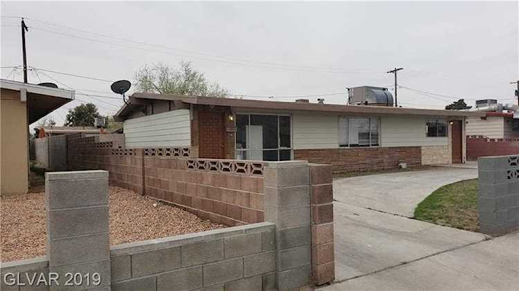 521 Alexander Ave Las Vegas, NV 89106