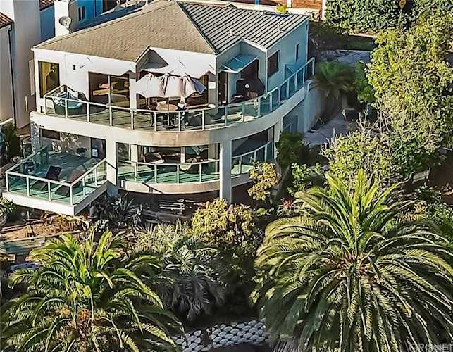 21466 Rambla Vista Malibu, CA 90265