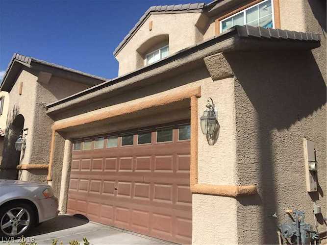 5024 Blue Rose St North Las Vegas, NV 89081