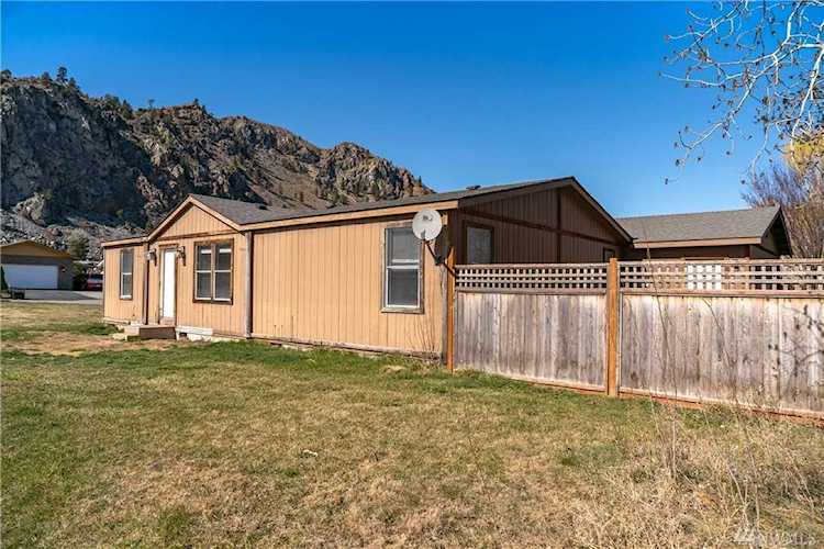 14901 VOSS Place Entiat, WA 98822