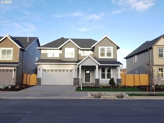 19712 Cedarwood Way Oregon City, OR 97045