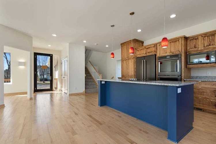 105 20th Avenue S Hopkins, MN 55343