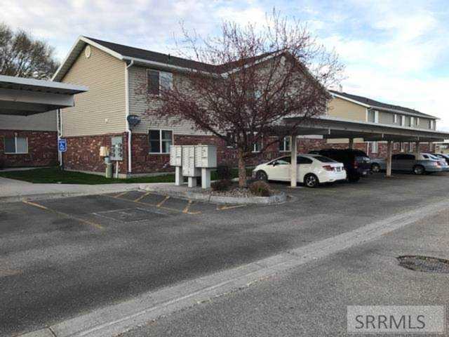 264 N 3rd E Rexburg, ID 83440