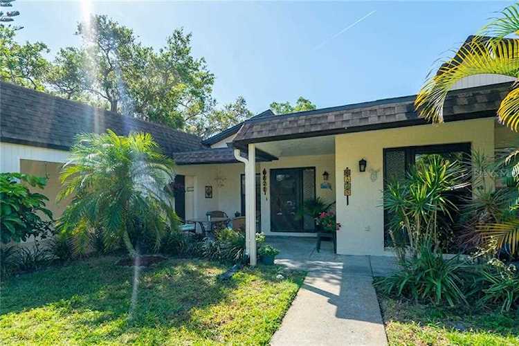 6821 Woodwind Drive #65 Sarasota, FL 34231