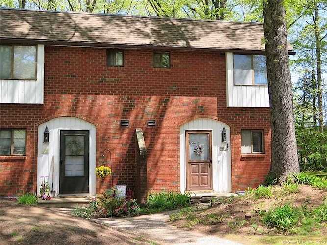 550 Darling Street #2F Southington, CT 06489