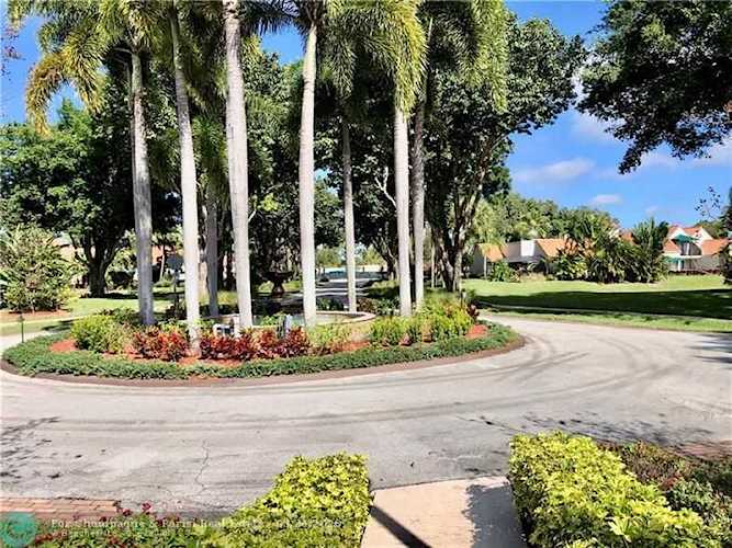 6498 Las Flores Dr #6498 Boca Raton, FL 33433