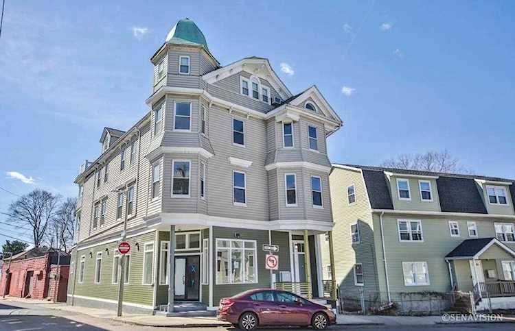205 Boylston St Boston, MA 02130