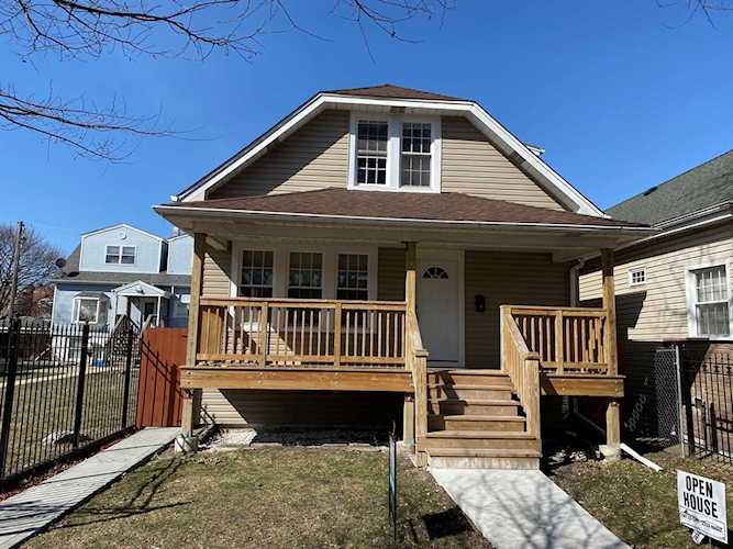 2210 N Nagle Ave Chicago, IL 60707 | MLS 10675886 Photo 1