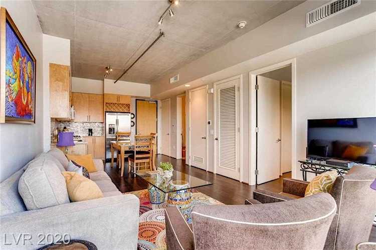 353 E Bonneville Ave #623 Las Vegas, NV 89101