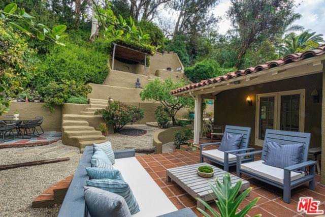 2763 Outpost Drive Los Angeles, CA 90068