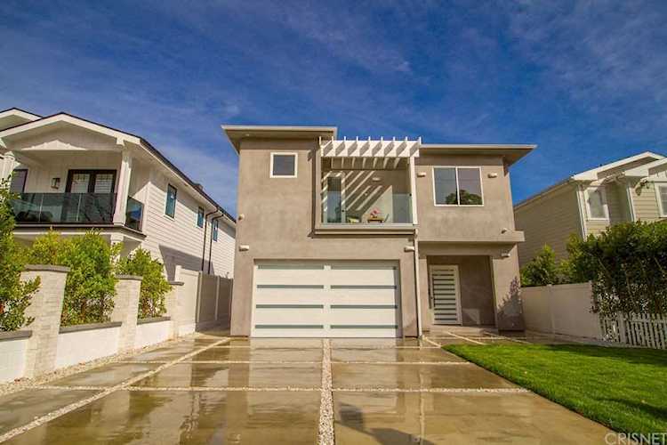 15127 Camarillo Street Sherman Oaks, CA 91403
