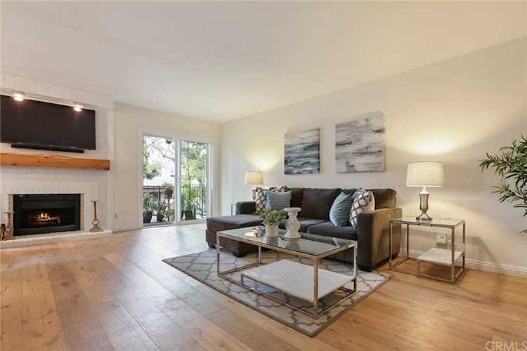 5870 Green Valley Circle #224 Culver City, CA 90230