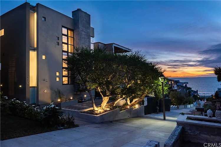 220 16th Street Manhattan Beach, CA 90266
