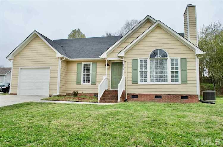 3212 Sandy Bluff Road Raleigh, NC 27616