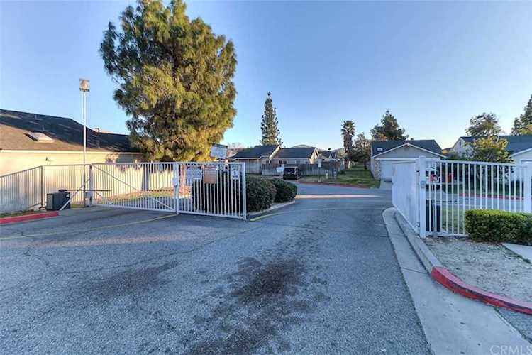 15957 Randall Avenue #18 Fontana, CA 92335