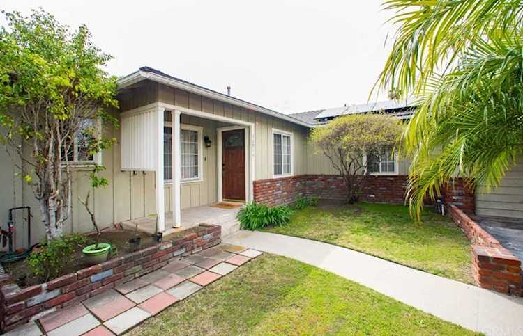 10914 Lemay Street North Hollywood, CA 91606