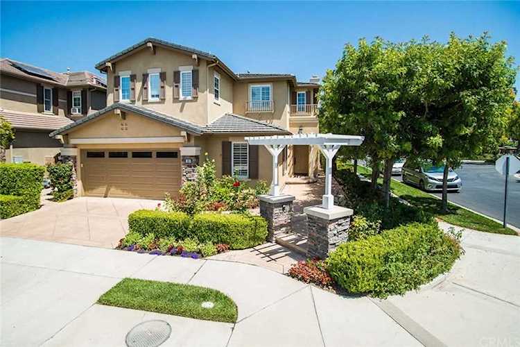 33 Lynnfield Irvine, CA 92620 | MLS OC19189273 Photo 1
