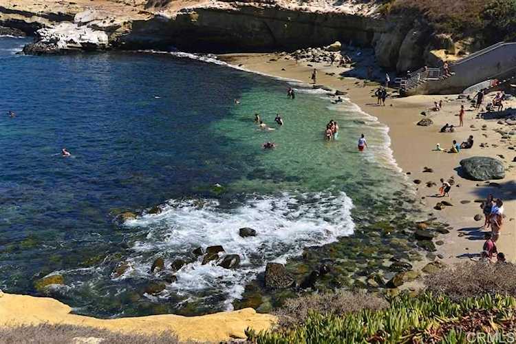 1040 S Coast Blvd #105 La Jolla, CA 92037