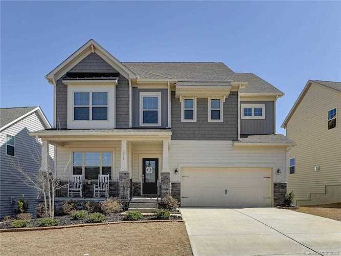1930 Sapphire Meadow Dr Fort Mill, SC 29708