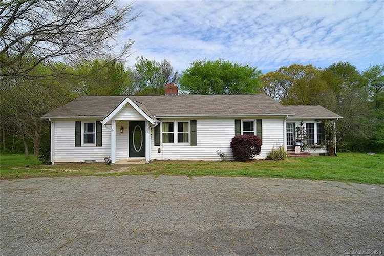 1120 Hensley Rd Fort Mill, SC 29715
