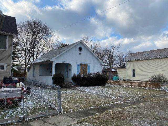 33 N 10th Street Newark, OH 43055