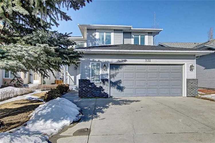 532 Riverbend Drive SE Calgary, AB T2C 3X9