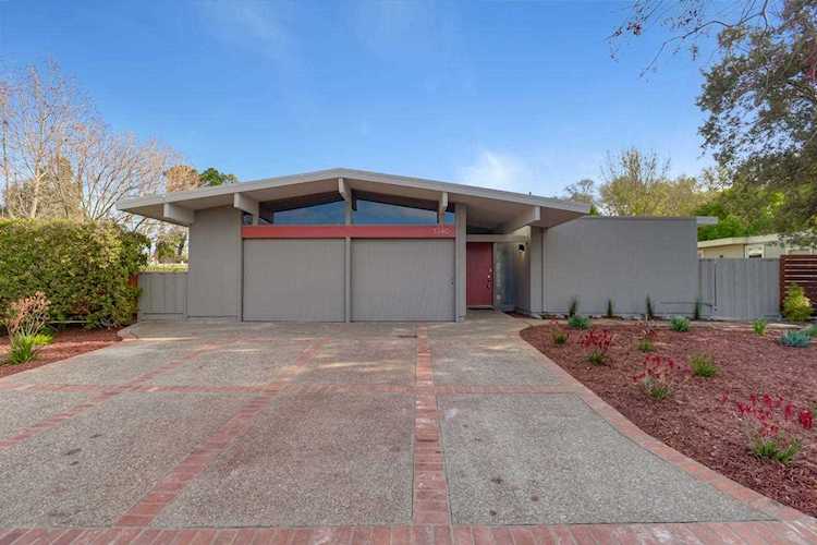 3340 Thomas Dr Palo Alto, CA 94303