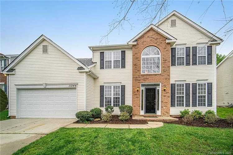 11244 Red Spruce Dr Charlotte, NC 28215