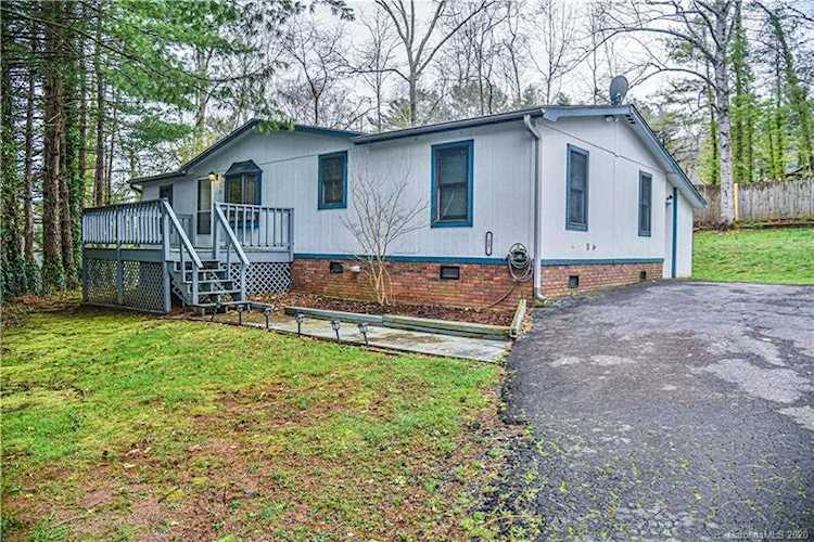 13 Lake Eden Circle Black Mountain, NC 28711