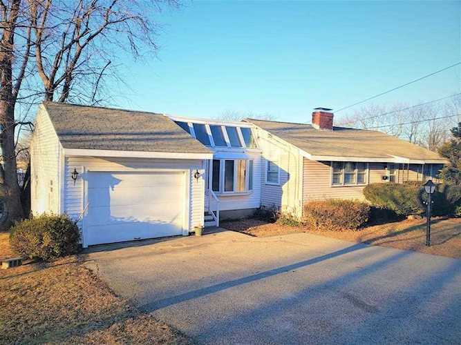 102 Glenrose Ave Braintree, MA 02184