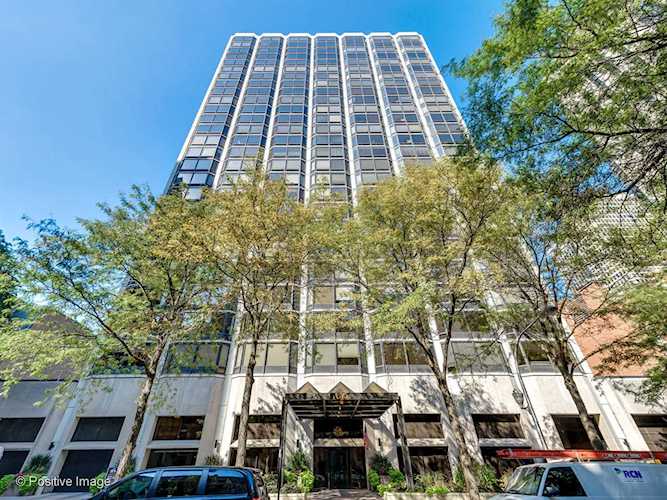 50 E Bellevue Place #605 Chicago, IL 60611
