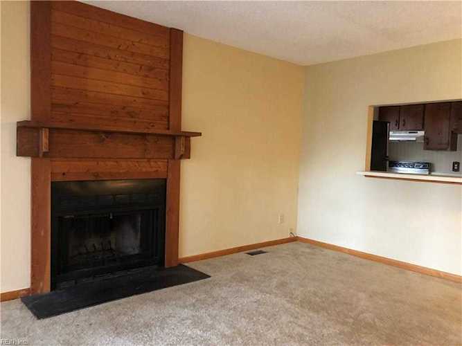 home for sale in Willoughby Beach Norfolk VA 23503 - MLS 10311156 Photo 1