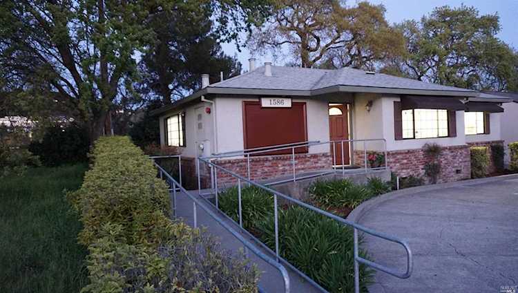 1586 S Novato Boulevard Novato, CA 94947